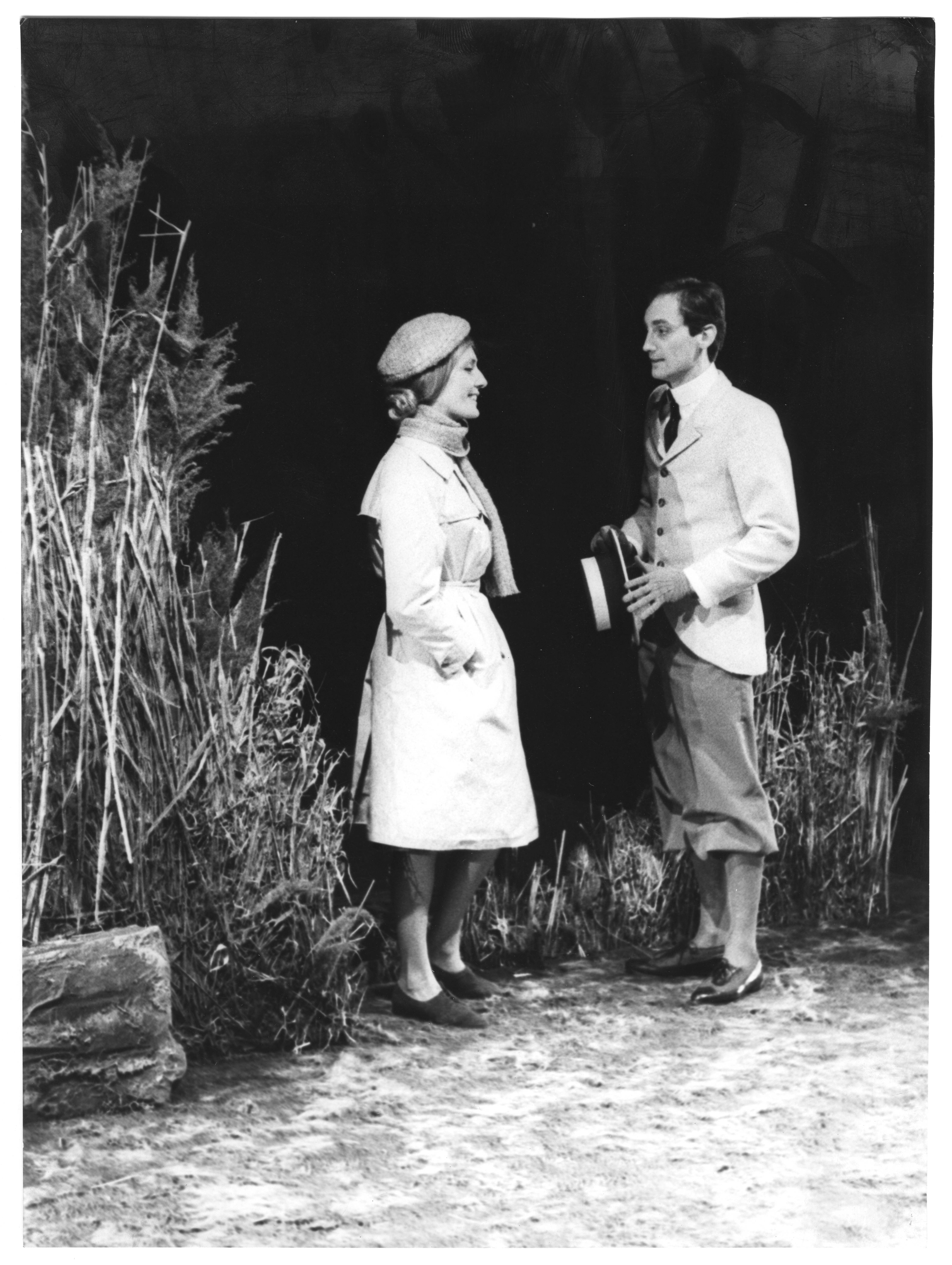 Christine Berthier et Philippe Mercier dans Intermezzo de Jean Giraudoux - Mise en scène Daniel Leveugle - 1966-1967