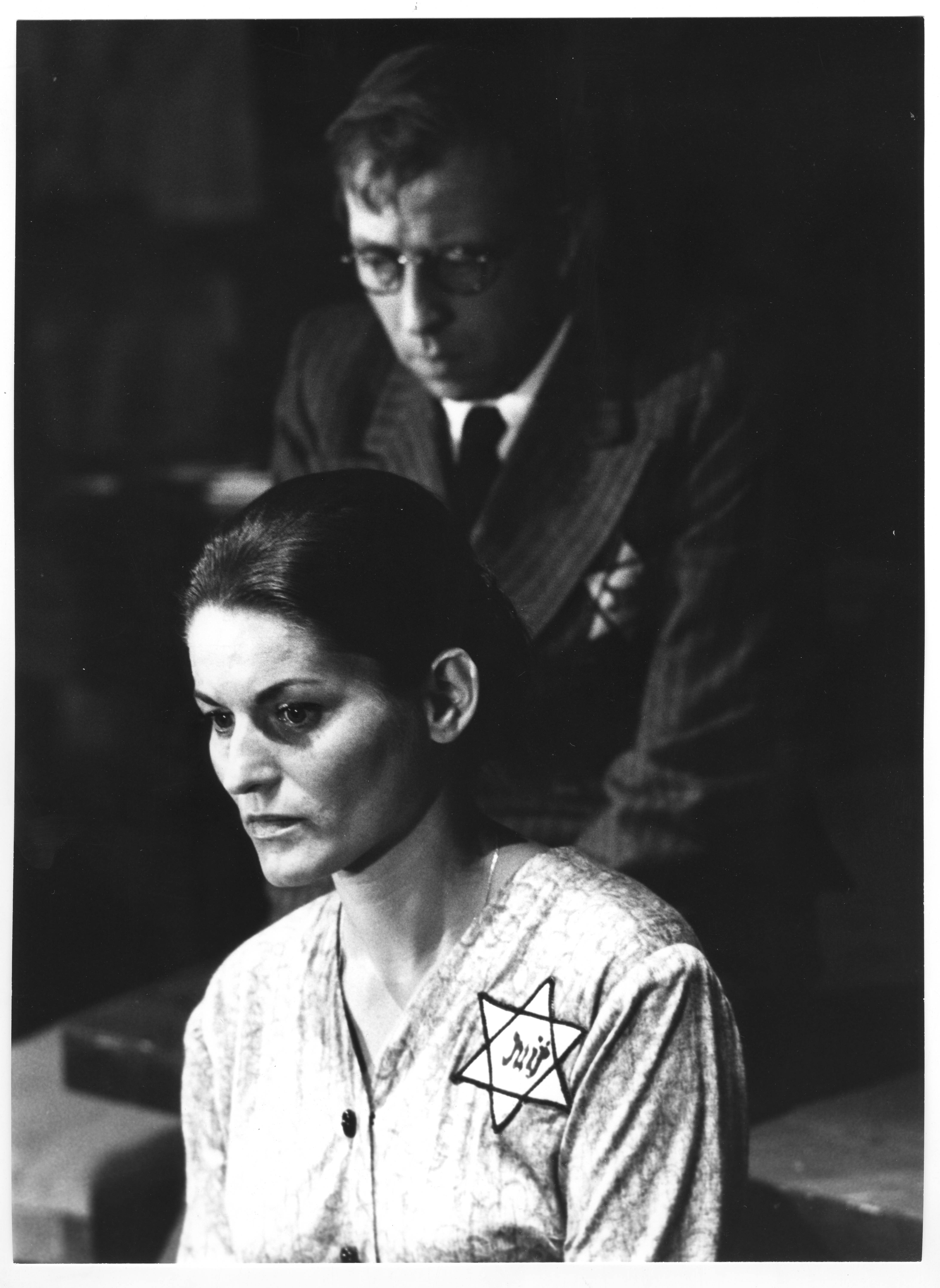 Géo Lachat et Claude Petitpierre dans Joël Brand de Heinar Kipphardt - Mise en scène Hubert Gignoux - 1966-1967