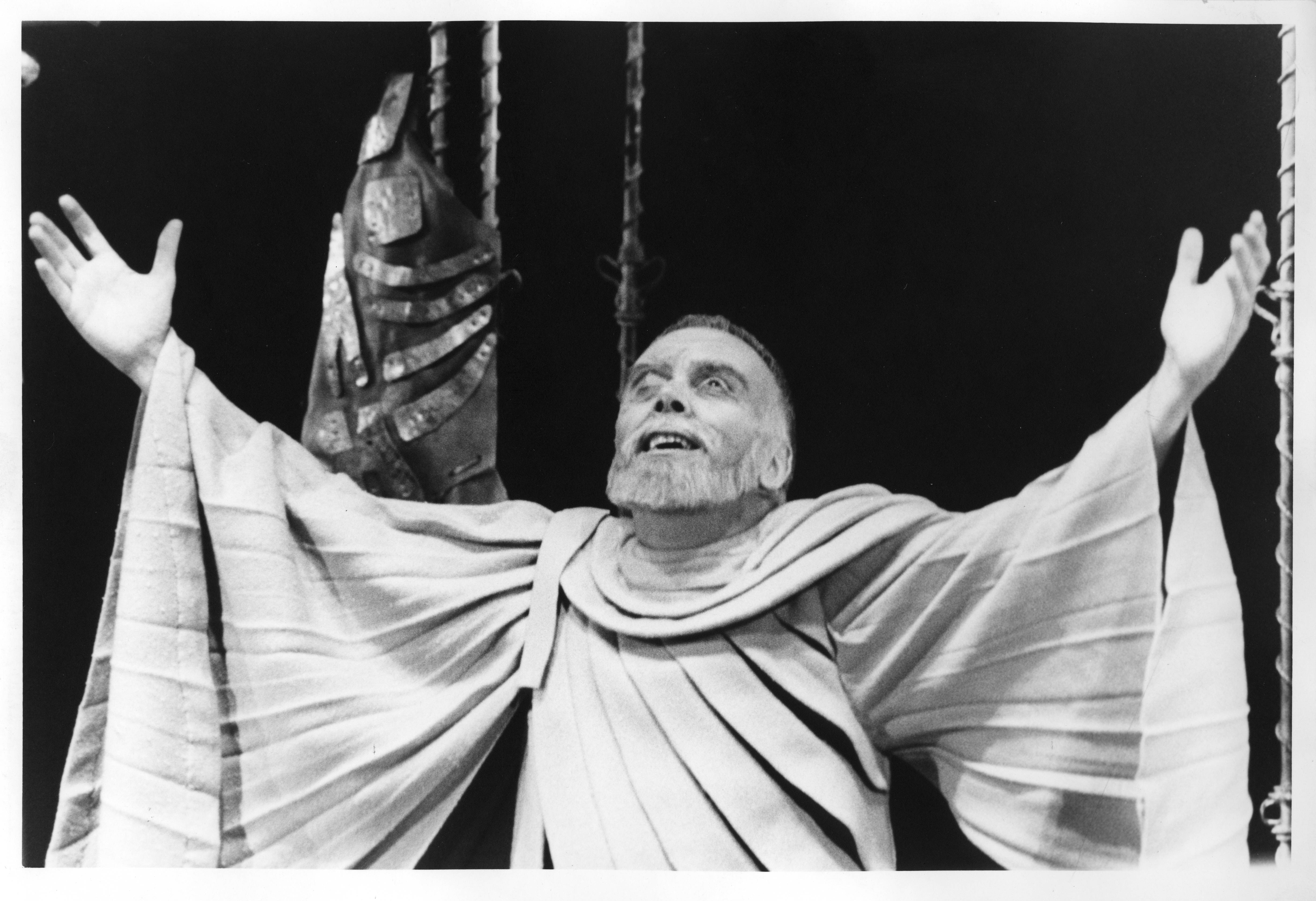 Hubert Gignoux dans Horace de Pierre Corneille - Mise en scène Hubert Gignoux - 1969-1970