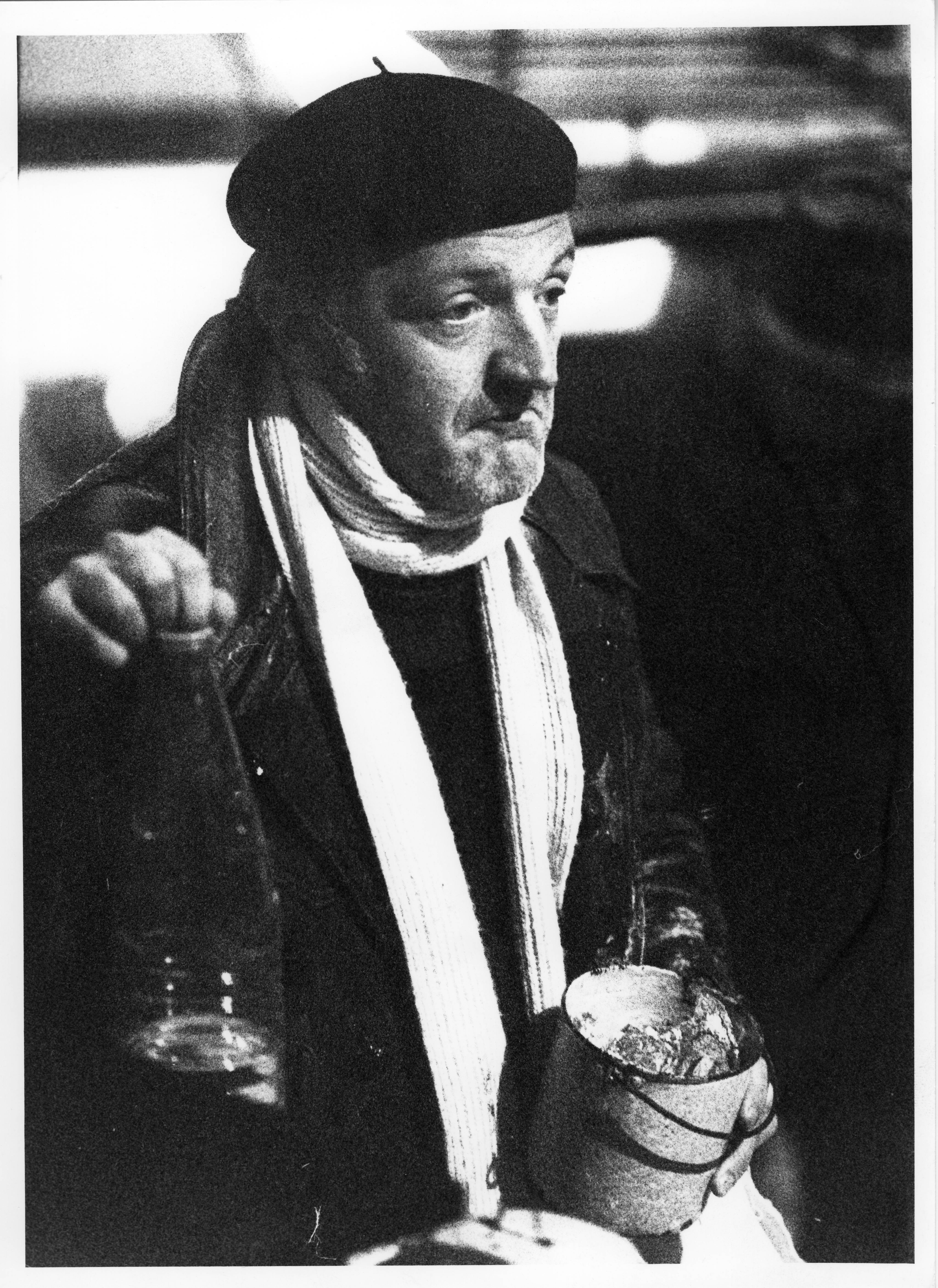 Bernard Freyd dans Ils allaient obscurs sous la nuit solitaire de Samuel Beckett - Mise en scène André Engel - 1979-1980