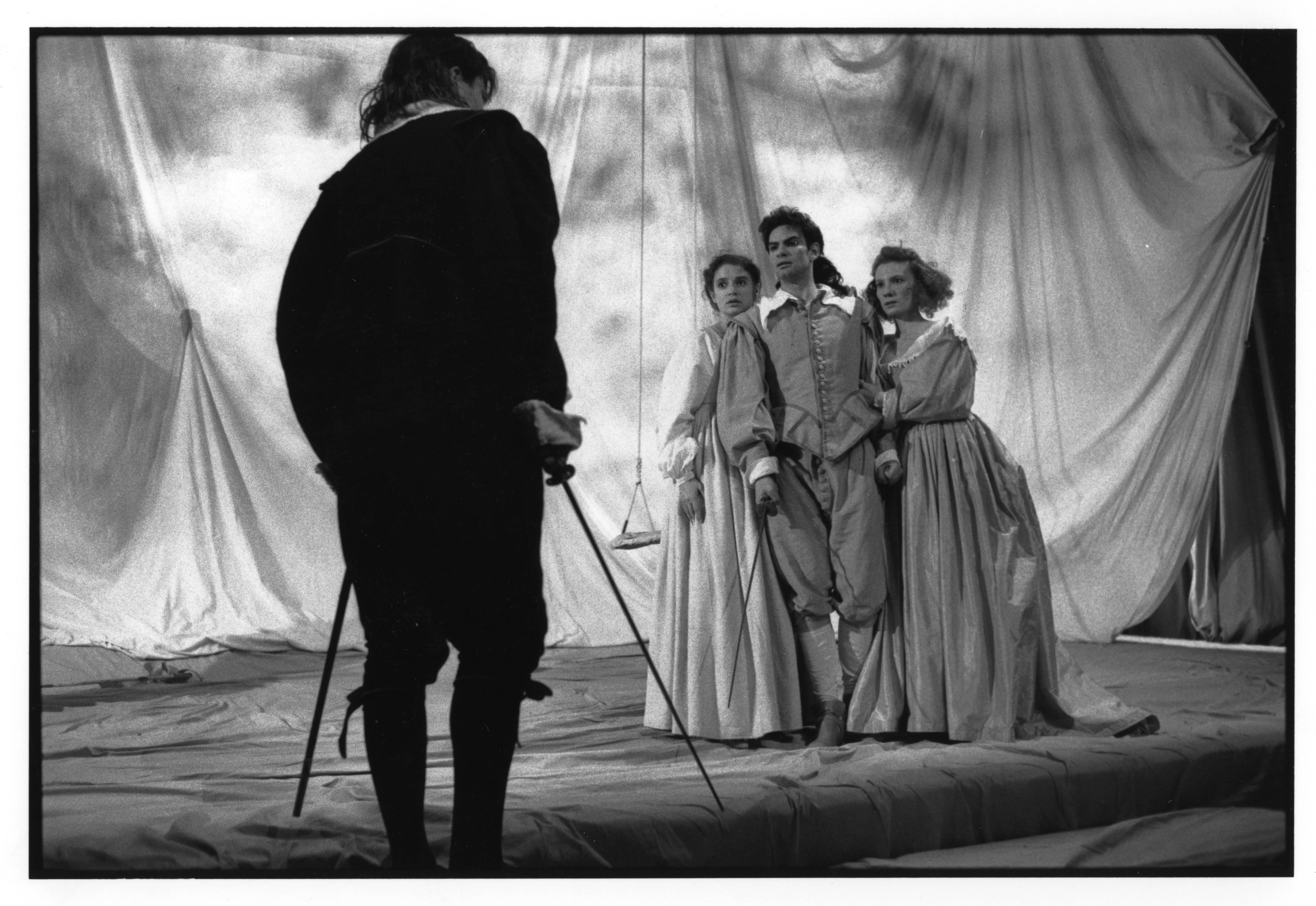 Bruno Fleury, Sylvie Pascaud, Christophe Lemaître, Nathalie Besançon dans Mélite de Pierre Corneille - Mise en scène Jacques Lassalle - 1990-1991